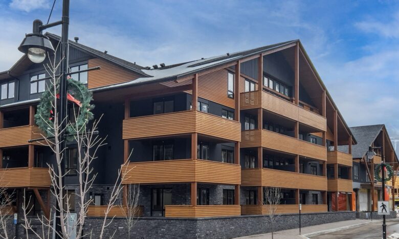 Tamarack Lodge | One-Bedroom Villa - Canmore, Canada