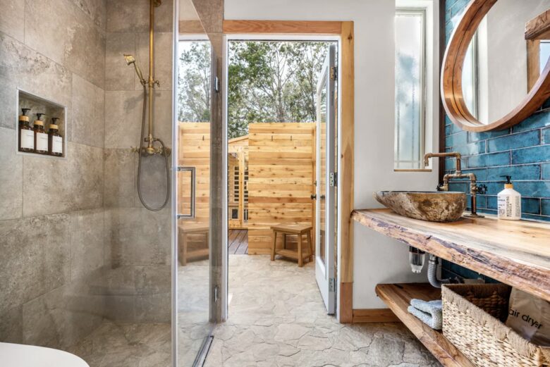 Romantic Luxury Retreat | With Hot/Cold Pool & Sauna - Wimberley, Texas