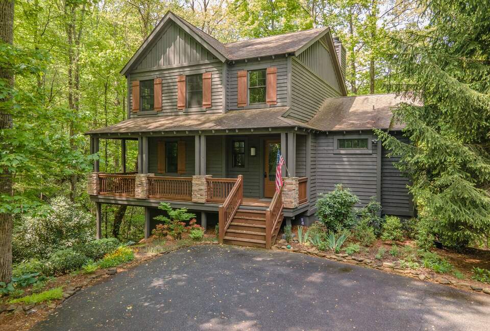 Allspice Court Cottage | Bear Lake Reserve - Tuckasegee, North Carolina