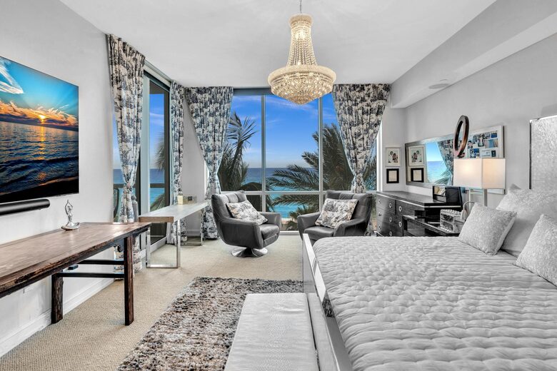 Ultra Luxe Miami Beachfront - Sunny Isles Beach, Florida