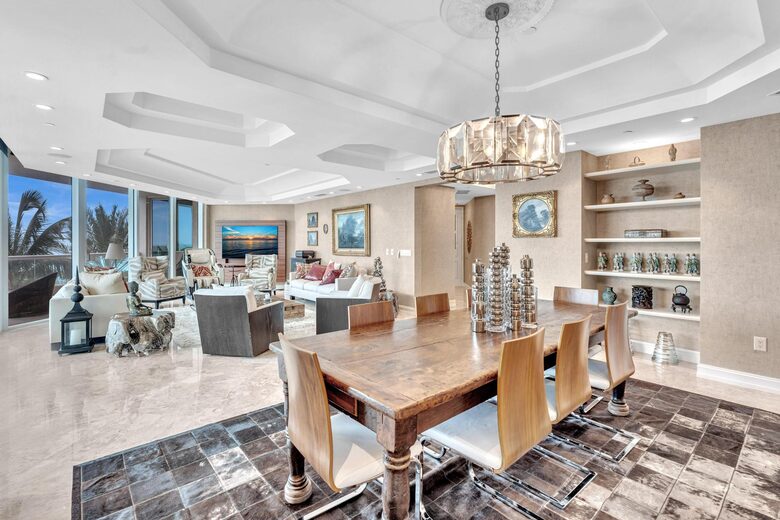 Ultra Luxe Miami Beachfront - Sunny Isles Beach, Florida