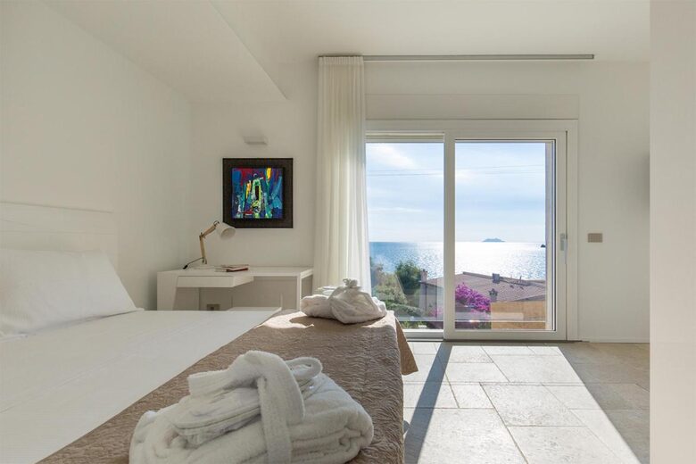 Scissure Sea Suite Villa - Gaeta, Italy