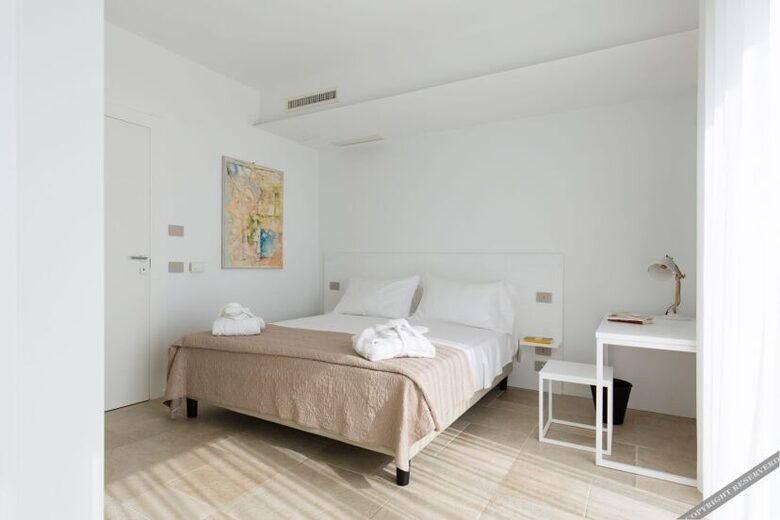 Scissure Sea Suite Villa - Gaeta, Italy