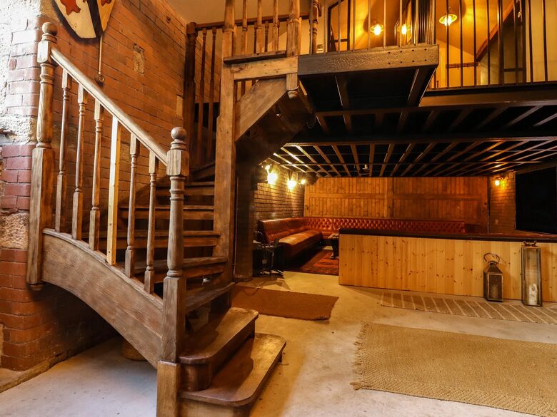Fernhill Castle - Farnhill, United Kingdom