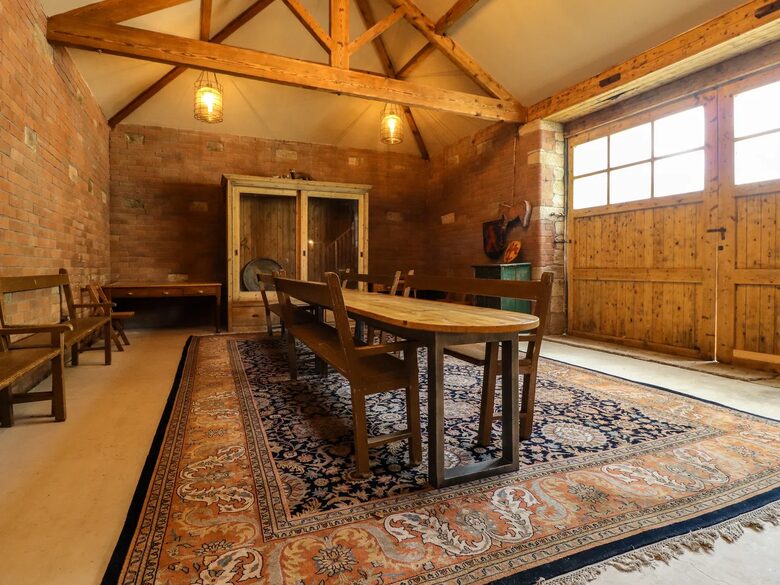 Fernhill Castle - Farnhill, United Kingdom