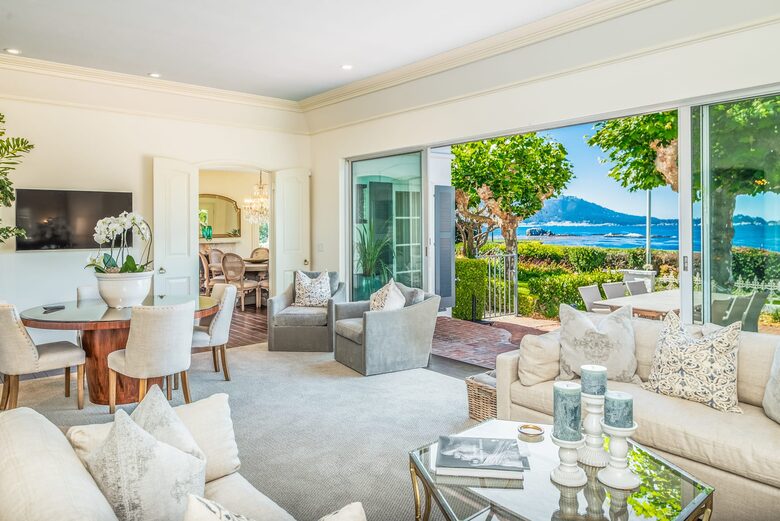 Stunning Pebble Beach Golf Course and Oceanfront Estate - Pebble Beach, California