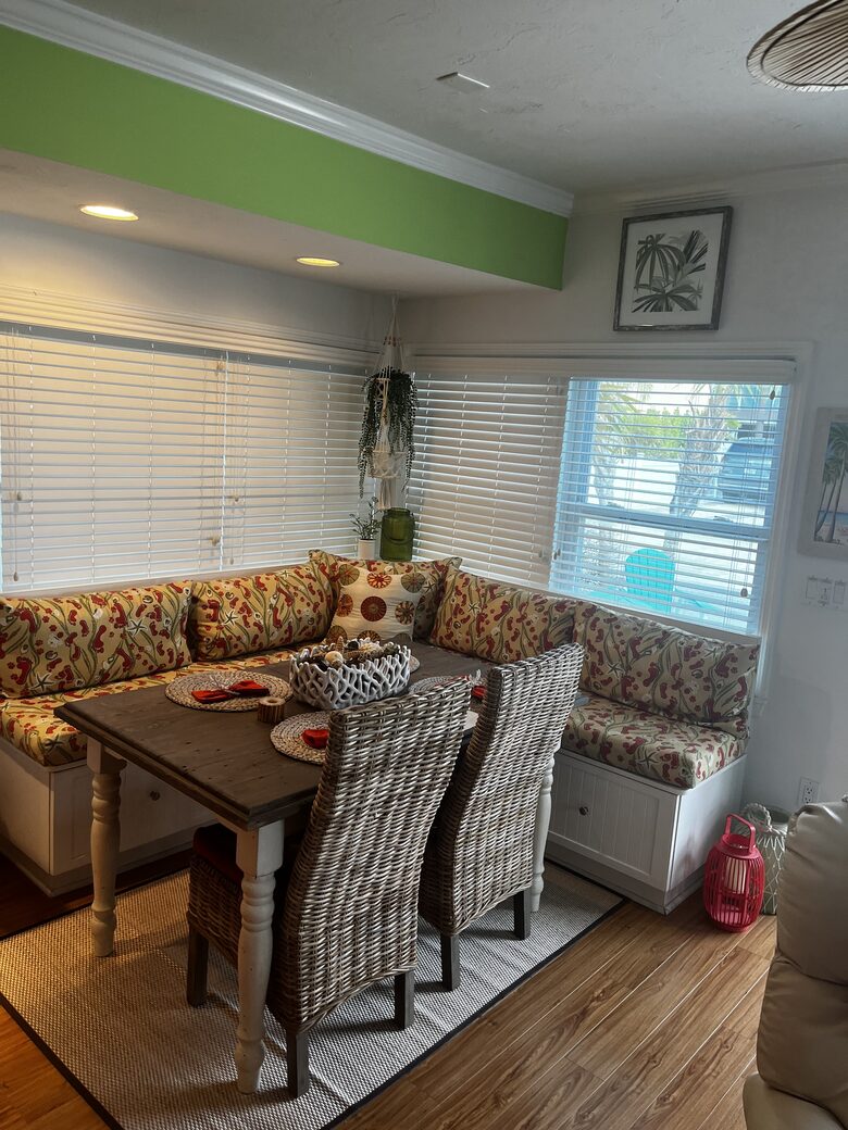 Beachside Bungalow - Bradenton Beach, Florida