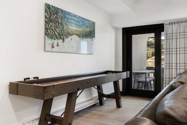 Stunning Avon Condo at The Lodge | Walk to Beaver Creek Gondola - Avon, Colorado