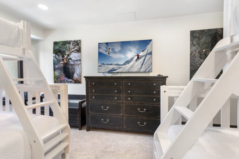 Stunning Avon Condo at The Lodge | Walk to Beaver Creek Gondola - Avon, Colorado