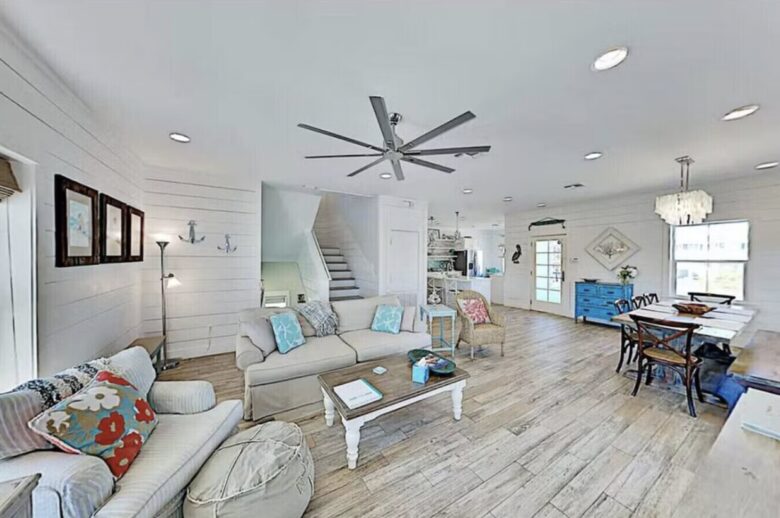 Beachside at Tiffany's - Port Aransas, Texas