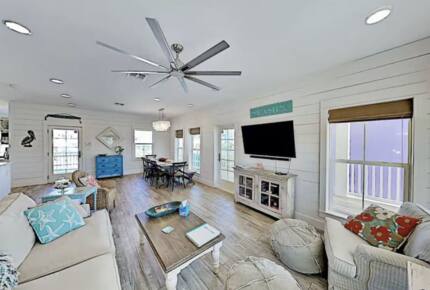 Beachside at Tiffany's - Port Aransas, Texas