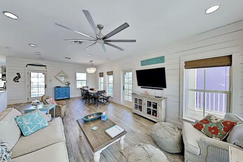 Beachside at Tiffany's - Port Aransas, Texas