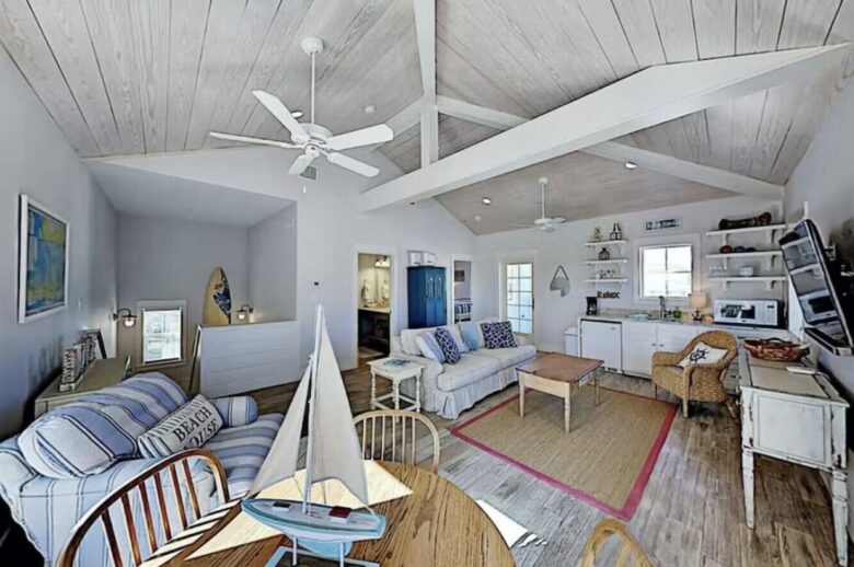 Beachside at Tiffany's - Port Aransas, Texas