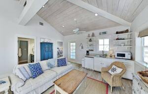 Beachside at Tiffany's - Port Aransas, Texas