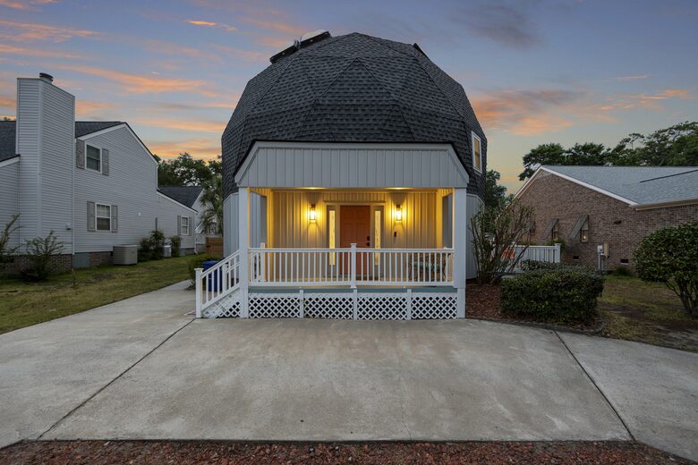 White Sands Dome - North Myrtle Beach, South Carolina