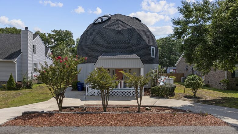 White Sands Dome - North Myrtle Beach, South Carolina