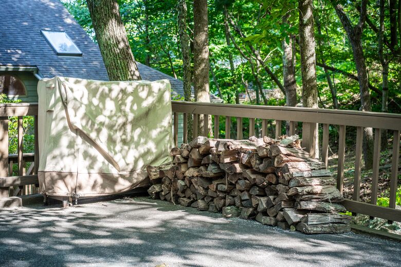 Wintergreen Retreat: Steps to Great Hiking on the Appalachain Trail - Wintergreen Resort, Virginia