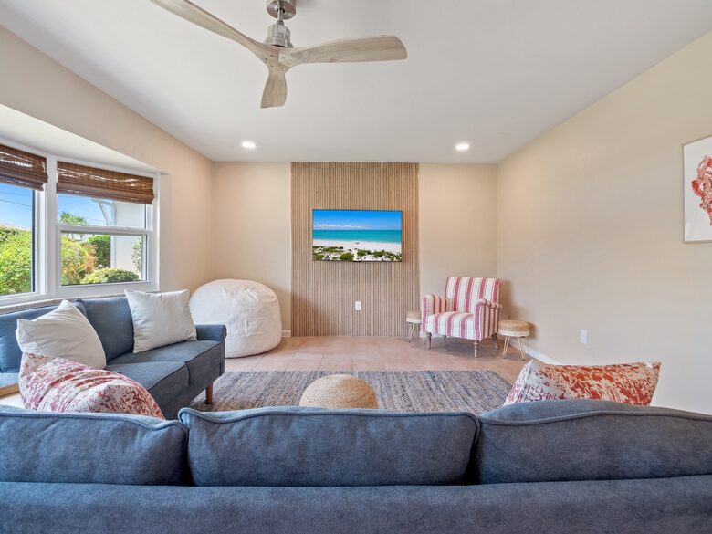 Waterloo - Cape Coral, Florida