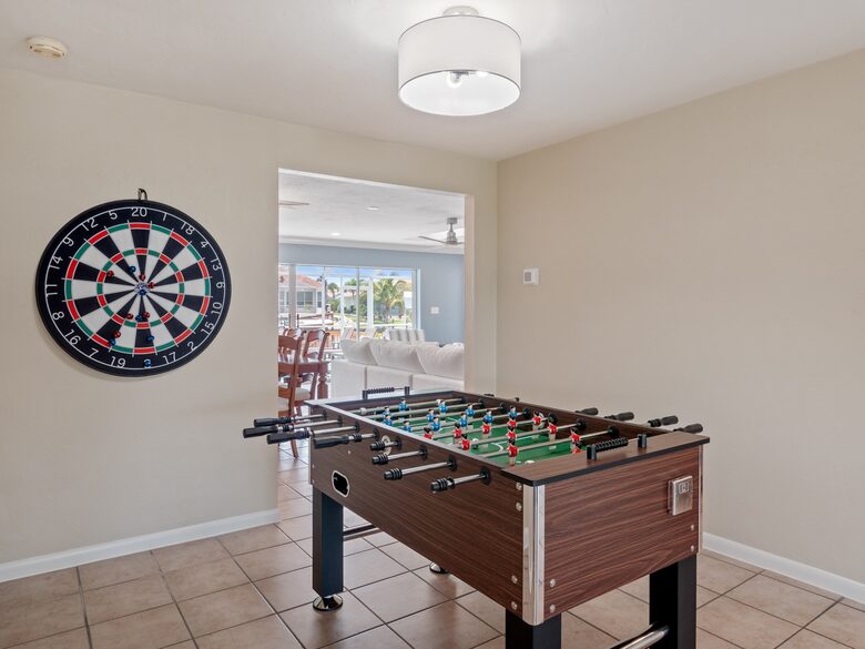 Waterloo - Cape Coral, Florida