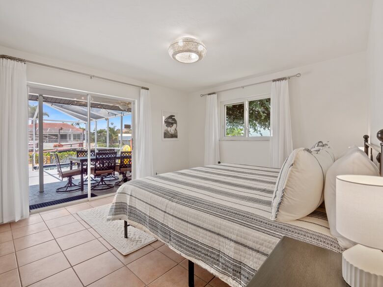 Waterloo - Cape Coral, Florida