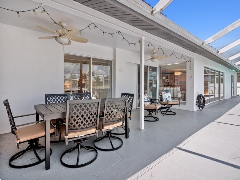 Waterloo - Cape Coral, Florida
