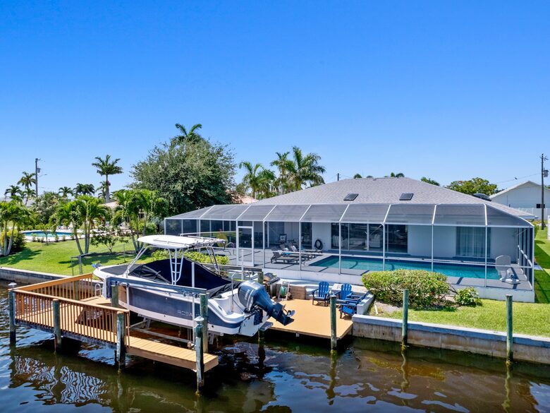 Waterloo - Cape Coral, Florida