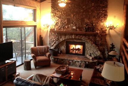 Grizzly Mountain Retreat - Big Bear Lake, California