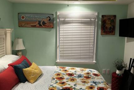 Beachside Bungalow - Bradenton Beach, Florida