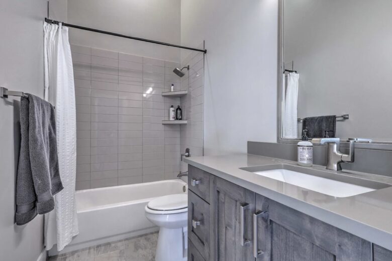 Spacious La Verkin Home | Near Zion National Park - La Verkin, Utah