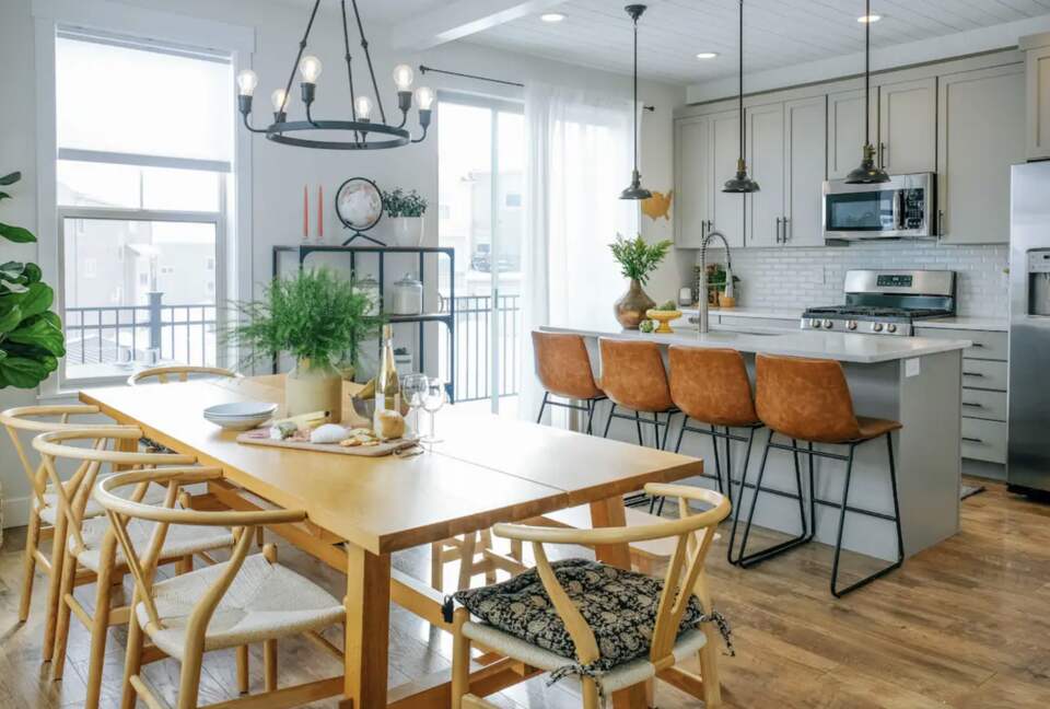 Beautiful Townhome Near Park City - Hideout, Utah