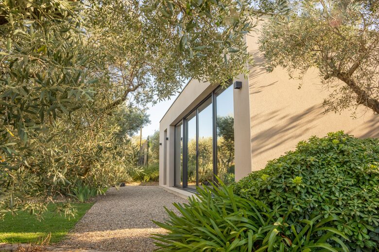 LA VILLA - Saint-Rémy-de-Provence, France