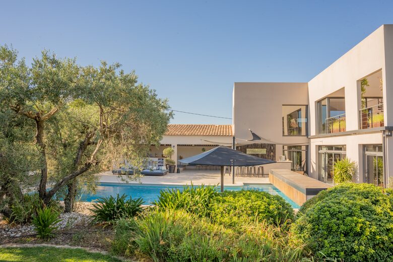 LA VILLA - Saint-Rémy-de-Provence, France