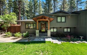 North Lake Tahoe Retreat - Incline Village, Nevada