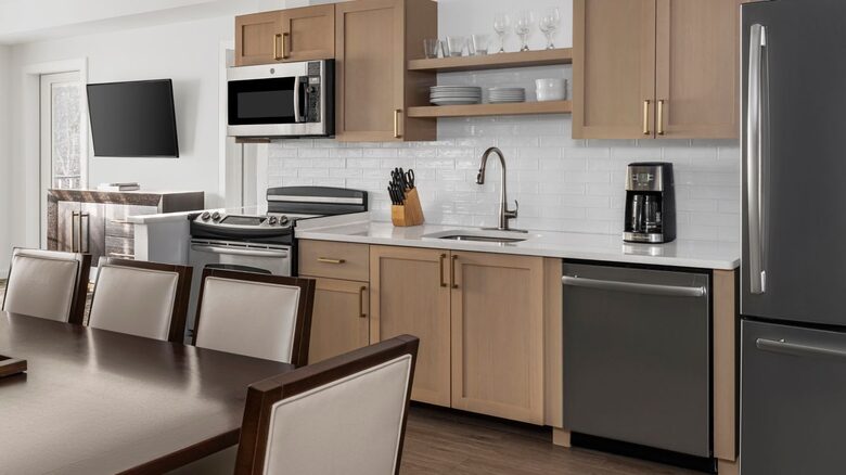Marriott's Fairway Villas | Two Bedroom - Galloway, New Jersey