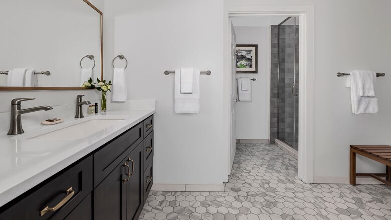 Marriott's Fairway Villas | Two Bedroom - Galloway, New Jersey