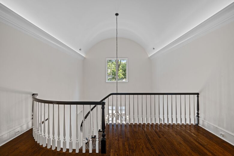 Charlotte Château - Charlotte, North Carolina