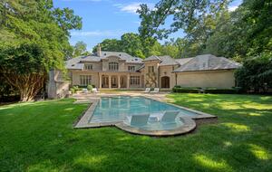 Charlotte Château - Charlotte, North Carolina