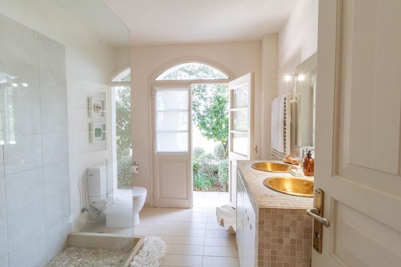 Peaceful, Private Greek House set in Olive Groves - Corfu, Greece