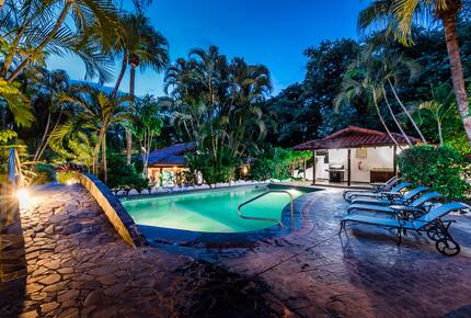 Casa Blanca Two: Serene Beach House Steps from Tamarindo's Surf - Tamarindo, Costa Rica