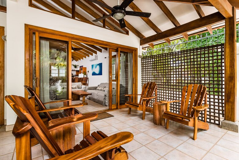 Casa Blanca Two: Serene Beach House Steps from Tamarindo's Surf - Tamarindo, Costa Rica