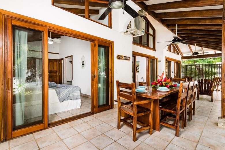 Casa Blanca Two: Serene Beach House Steps from Tamarindo's Surf - Tamarindo, Costa Rica