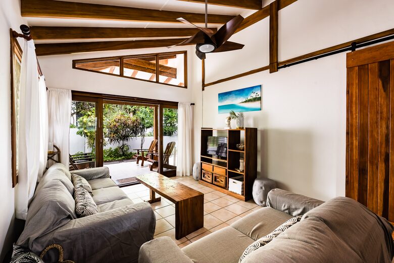Casa Blanca Two: Serene Beach House Steps from Tamarindo's Surf - Tamarindo, Costa Rica