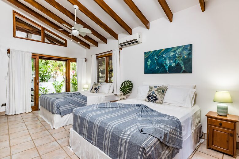 Casa Blanca Two: Serene Beach House Steps from Tamarindo's Surf - Tamarindo, Costa Rica