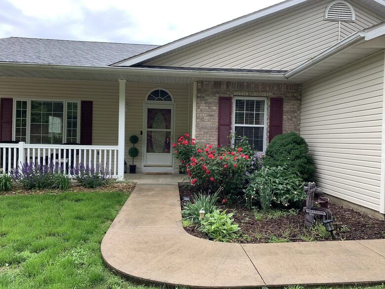 Beautiful Lakefront House - Osage Beach, Missouri