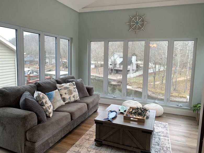 Beautiful Lakefront House - Osage Beach, Missouri