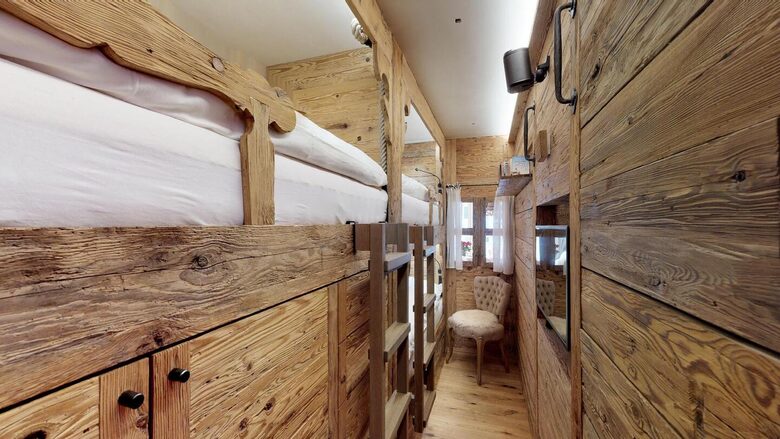 St. Moritz Cozy Lodge - Saint Moritz, Switzerland