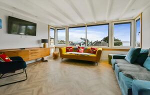 Seaside Luxury Escape - Aberdour, United Kingdom