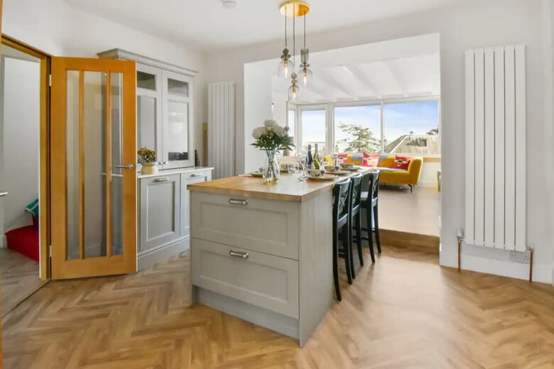 Seaside Luxury Escape - Aberdour, United Kingdom