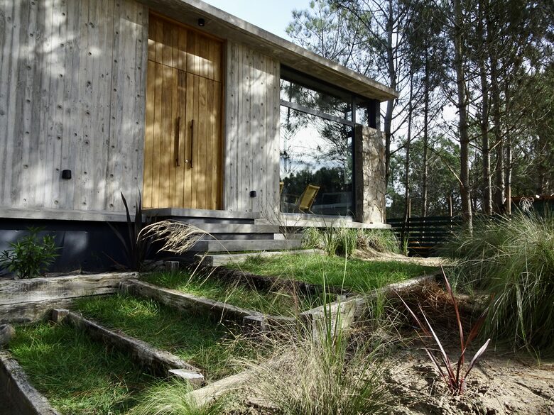 Como Pez En El Agua | Modern Beach House - Costa Esmeralda, Argentina