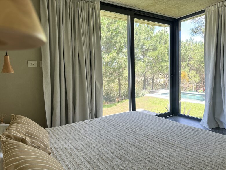 Como Pez En El Agua | Modern Beach House - Costa Esmeralda, Argentina